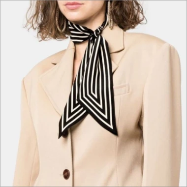 Sciarpa di seta sottile personalizzata in twill